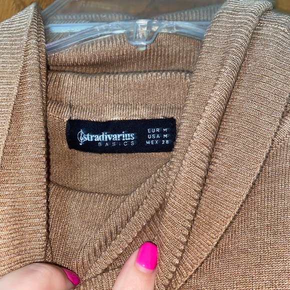 stradivarius brown turtleneck - Picture 2 of 3